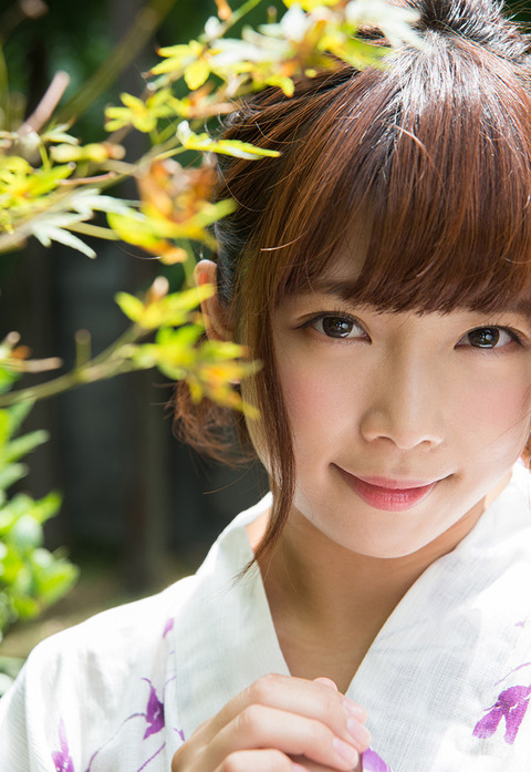 紗倉まなのキューティで可愛すぎるキレイな裸　46枚